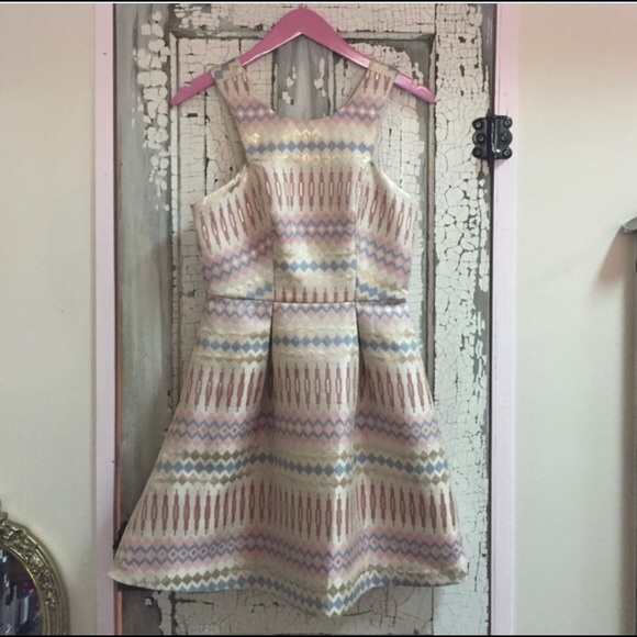 Cocktail dress - Picture 1 of 2